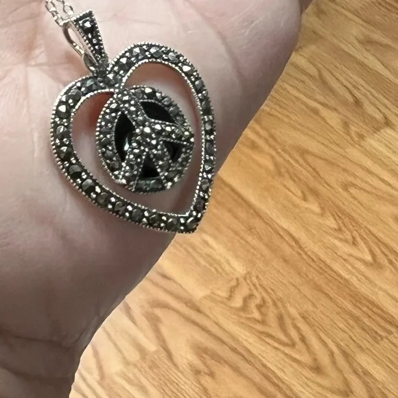 925 Sterling Silver. Marcasite. Necklace - Picture 8 of 8